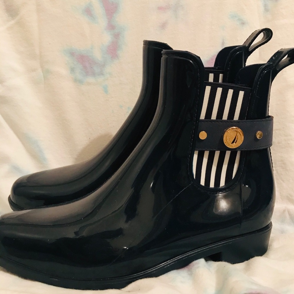 Nautica Navy Rainboots